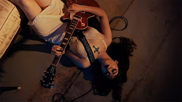 Solya live in concert
